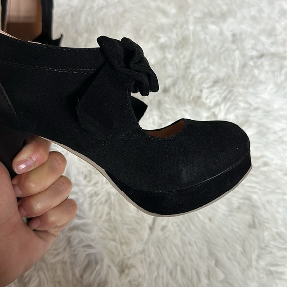 Women’s Bow Mary Jane’s Sz 37 - Picture 4 of 6